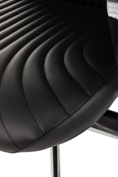 Кресло руководителя Бюрократ CH-610SL-Lux черный эко.кожа крестов. металл хром
